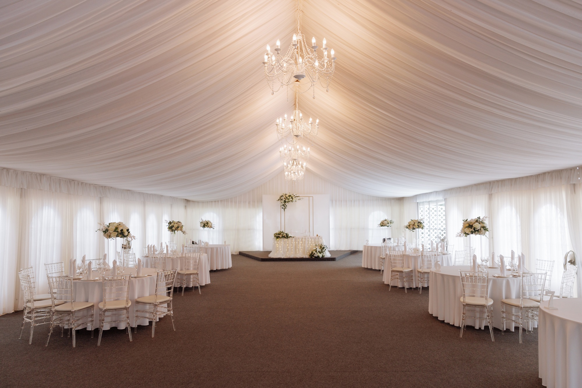 Tent and seating layout by VNV Events