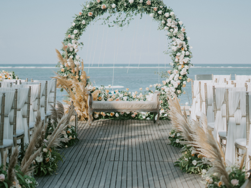 Decor floral and visual styling