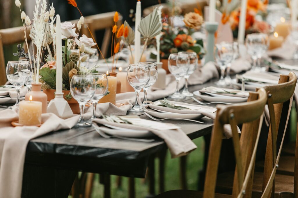 vnvevents: Rehearsal Dinner - Event and catering agency organization modern wedding in boho style