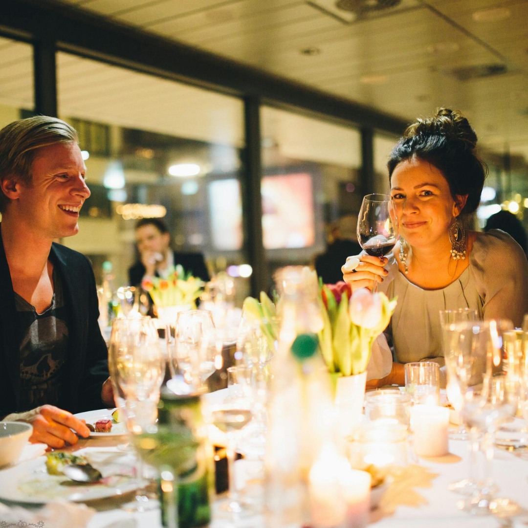 How to Plan an Elegant and Fun Office Party 6