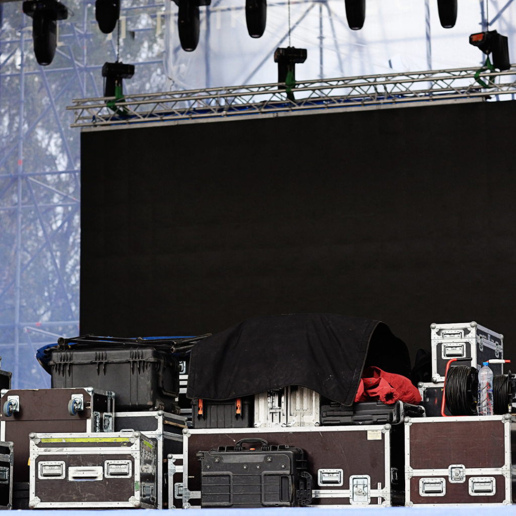 vnv events: LED display rental for events-COVER 2