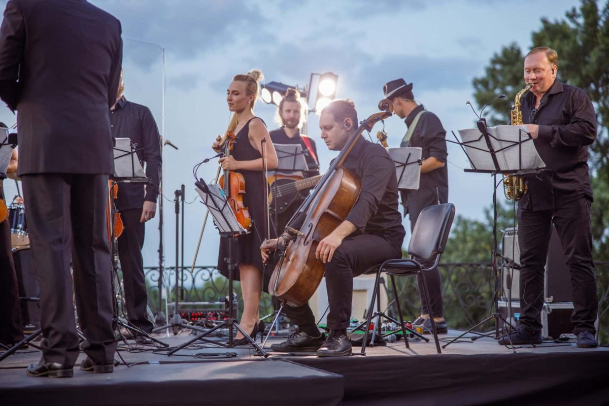 VNV Events - Music with a new Scale.