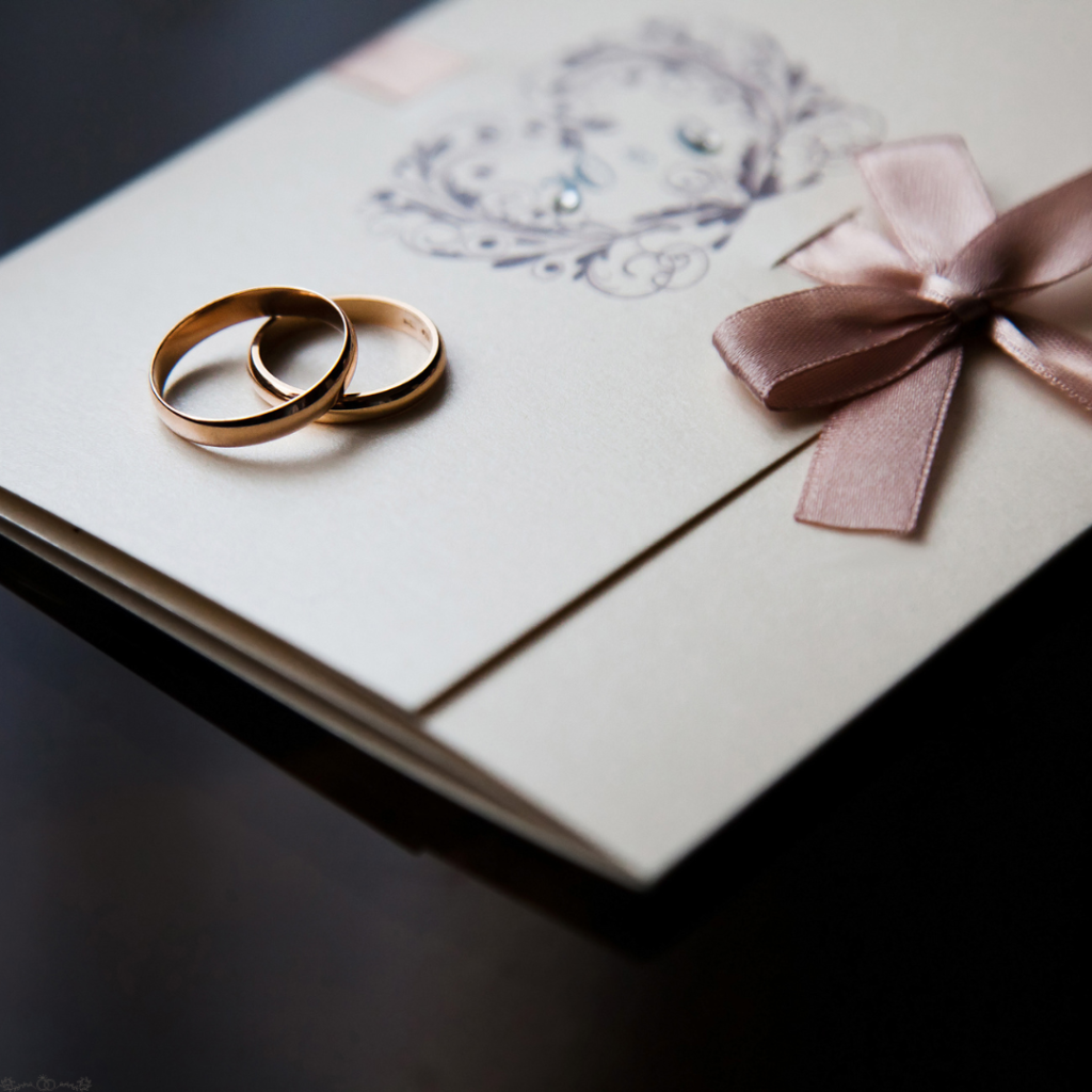 The First Impression: How to Choose the Perfect Wedding Invitations 5